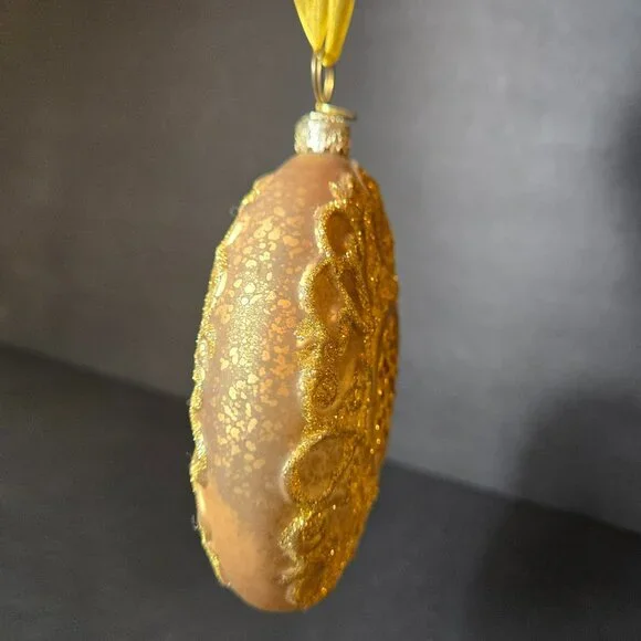 Frontgate Gold Glitter Medallion Glass Ornament Hand Decorated 5 Inch Holiday - Picture 4 of 7